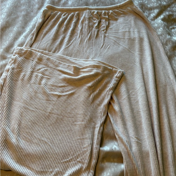 Auden Soft Cream Lounge Pants - Picture 3 of 3